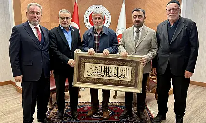 Dernek Başkanı Gülhan 4 daire bağışladı!