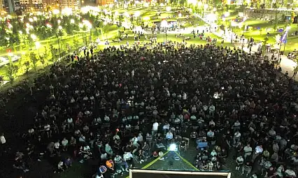 Dev ekran kuruldu! Dünya Kupası heyecanı Talas'ta yaşandı
