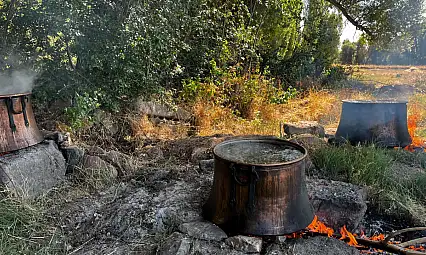 Develi'de sezon açıldı: Dev kazanlar kuruldu!