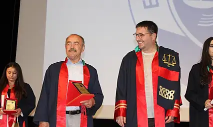 Emeklilik sonrası 79 yaşında öğrenci oldu