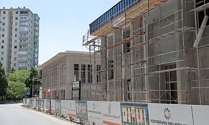 Erciyes Mahallesi'ndeki yeni kütüphane inşaatı hızla ilerliyor