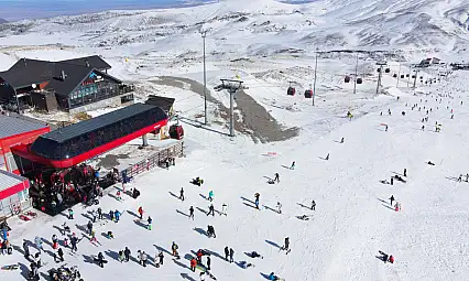 Erciyes'te fiyatlar değişti! Kayak ekipmanı kiralama ücreti bakın ne kadar oldu?