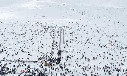 Erciyes'te kar kalınlığı kaç metreyi buldu?