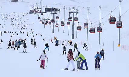 Erciyes'te kış turizmi zirve yaptı