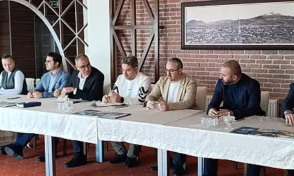 Erciyes'te yeni sezona sayılı günler kaldı! Son değerlendirme toplantısı yapıldı