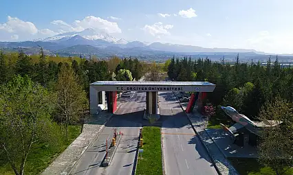 Erciyes Üniversitesi'nde flaş gelişme! Dekan görevi bıraktı! İşte nedeni