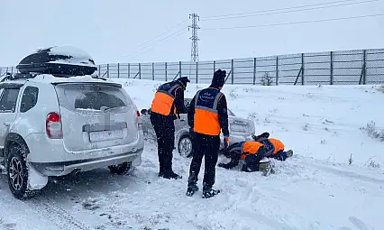 Erciyes yolunda neler oluyor? Karayollarının tuzu mu bitti?