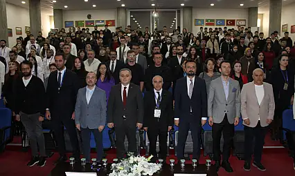 ERÜ'de 40 yıllık hatıra bırakacak etkinlik