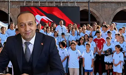 ERVA' nın başarısını Kayserili şair taçlandırdı!