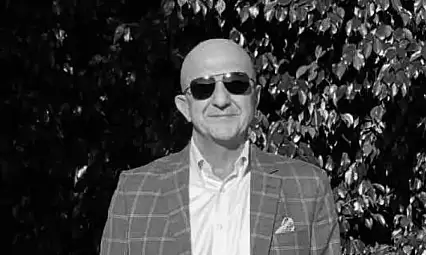 Eski Bakan'ın kardeşi hayatını kaybetti