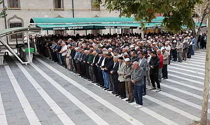Eski Meclis Üyesi Şaş toprağa verildi