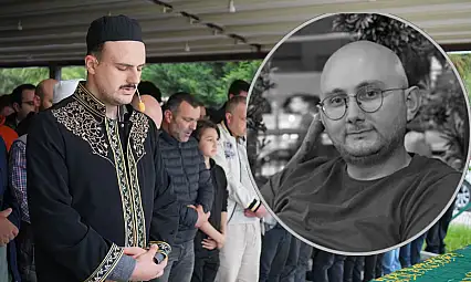 Kazada vefat eden doktor gözyaşlarıyla toprağa verildi