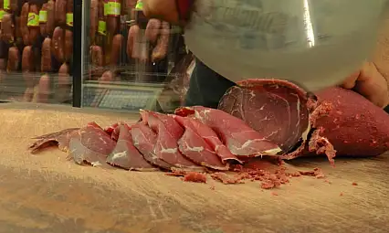 Gurbetçilerin ilgisi bile kurtaramadı: Pastırma ve sucuğa 2025 şoku