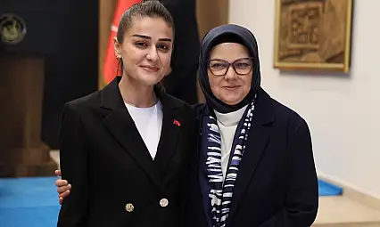 Güzel kaymakam tepkisi ile gündeme gelen Kayseri Milletvekili'nden 'Gurur duyuyoruz' paylaşımı!