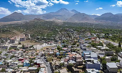 Hacılar'ın iklimini yarım yüzyıl boyunca şekillendiren o isim! Kayserili vekil açıkladı
