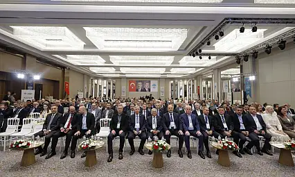 Hafta sonu Kayseri'deydi! Ankara'ya gitti, istifa etti
