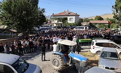 Hayatını kaybeden Kayserili 3 gurbetçi toprağa verildi