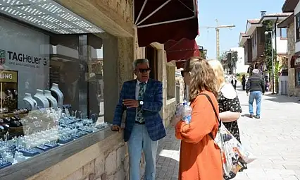 Hiç eğitimi olmayan Kayserili, 15 dilde konuşabiliyor