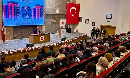 Hulusi Akar gençlere tecrübelerini anlattı