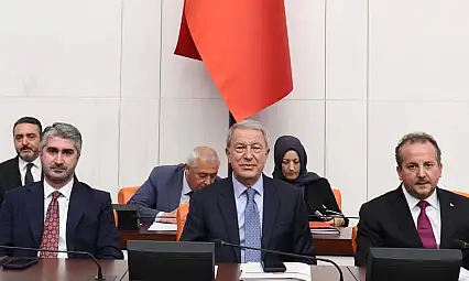 Hulusi Akar Türkiye gündemine oturan düzenleme hakkında konuştu