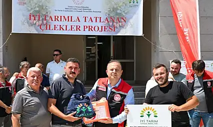 İklim değişikliğine karşı Kayseri Çileği: Üreticiler eğitim aldı, ekipmanını kaptı!