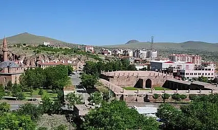 İncesu'da Başkan İlmek sahada: Mahallelerde hangi çalışmalar sürüyor?
