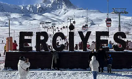 İstanbul'dan Kayseri'ye Erciyes için geldi! Herkesi davet etti