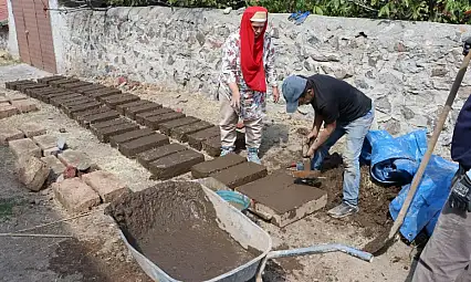 İsviçre'den Kayseri'ye geldi, 300 yıllık evleri ayağa kaldırdı