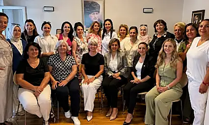 Kadın politikaları gündemdeydi! İYİ Parti'den KİGDER'e ziyaret