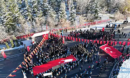 Kayseri 17 Aralık şehitlerini andı! MHP İl Teşkilatı da katıldı