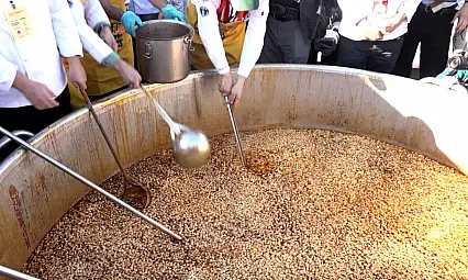 Kayseri'de 1 ton ücretsiz dağıtılmaya başlandı! Uzun kuyruk oluştu