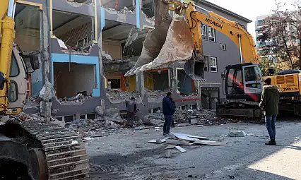 Kayseri'de 6 Şubat depremlerinde hasar almıştı! Okul için yeni gelişme