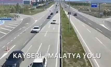 Kayseri'de 8 kritik noktada trafik normalin üzerinde!