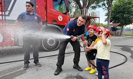 Kayseri'de anaokulu öğrencileri itfaiyeci oldu