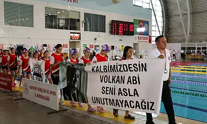Kayseri'de anlamlı vefa: Yüzme müsabakaları Volkan Bayar anısına düzenlendi