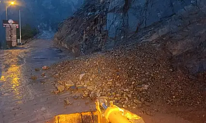 Kayseri'de aşırı yağış sele neden oldu!