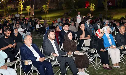 Kayseri'de 'Asırlık Gece' finaline yoğun ilgi! Vatandaşlar açık havada izledi