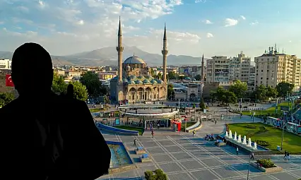 Kayseri'de at çarpmıştı! Ünlü sanatçı bu kez konser için geliyor