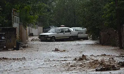 Kayseri'de belediyeden 'uzak durun' uyarısı! Can ve mal güvenliği için tedbir alındı