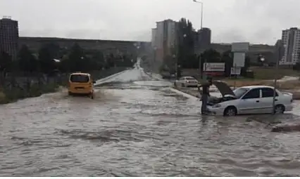 Kayseri'de bugün 6 ilçede görülecek! Meteoroloji saat vererek uyardı