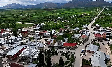 Kayseri'de çalışmalar başladı: Yol kapatıldı!