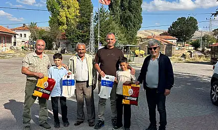 Kayseri'de çocuklar tişörtlerini çıkarıp yangına koştu