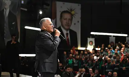 Kayseri'de coşkulu imza töreni