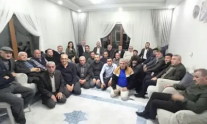 Kayseri'de dikkat çeken buluşma! Tüm partiler aynı masada