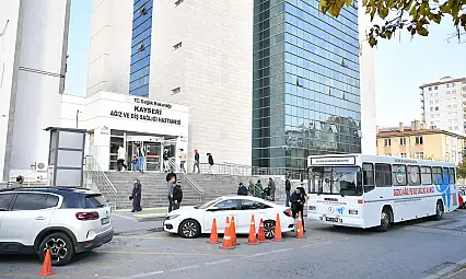 Kayseri'de diş tedavisi artık vatandaşların ayağına gidiyor!