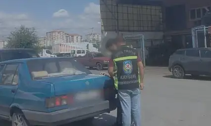 Kayseri'de drift yapan sürücünün ehliyeti kalıcı olarak iptal edildi