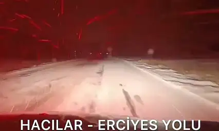 Kayseri'de etkili olan kar yağışında yollar ne durumda?