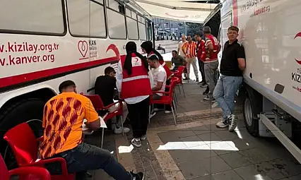 Kayseri'de Galatasaray taraftarlarından örnek davranış