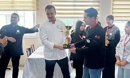Kayseri'de gençler glutensiz lezzet için yarıştı!