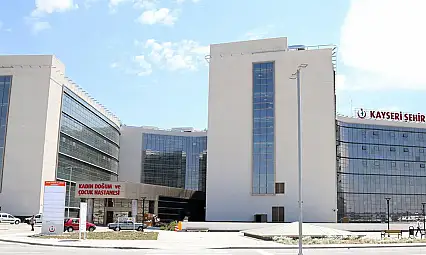 Kayseri'de görev yapan doktorun yeni unvanı belli oldu